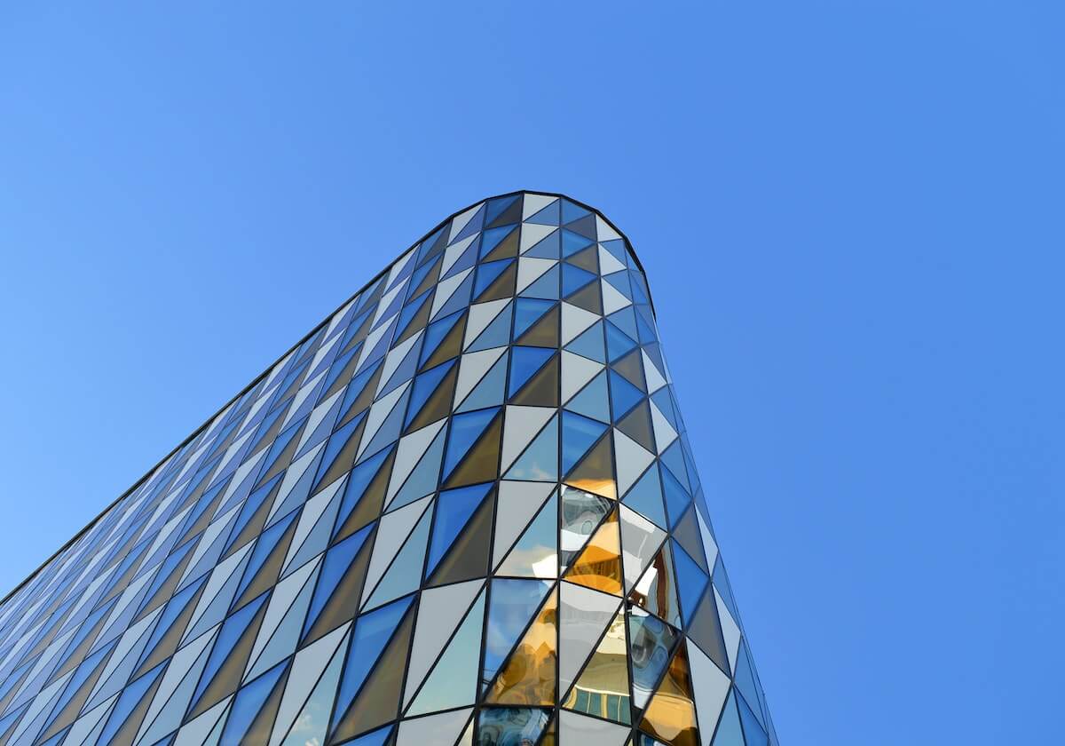 乐鱼体育官网-东契奇32+11+8詹姆斯23+5+6 洛杉矶德比湖人不敌快船